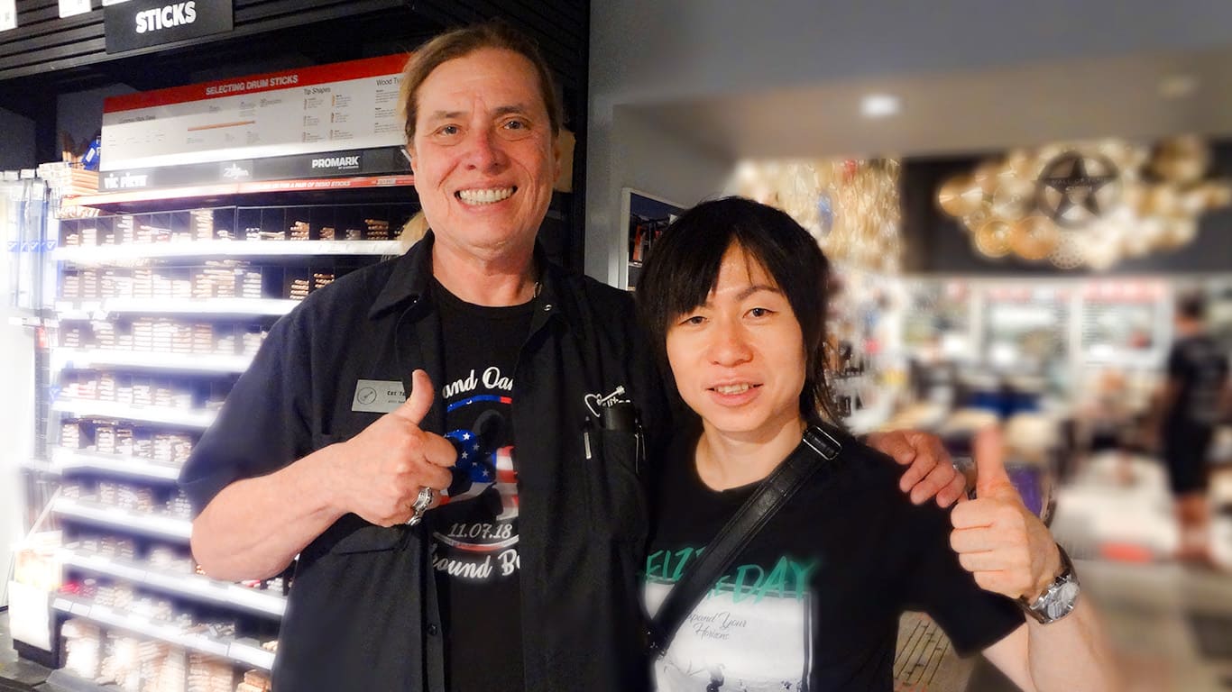 ギタリスト：Roy（ロイ）